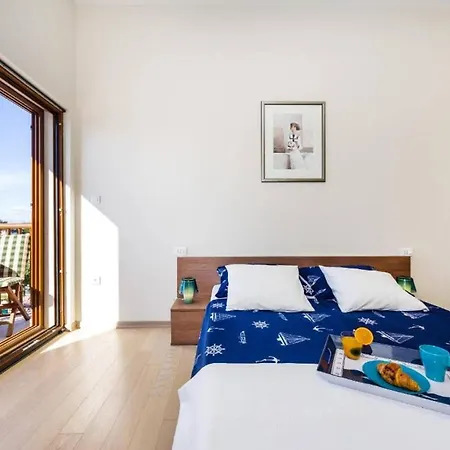 Aquamarine Deluxe Penthouse *
